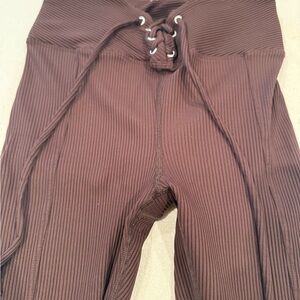 Brown Ribbed High-Waisted Leggings
